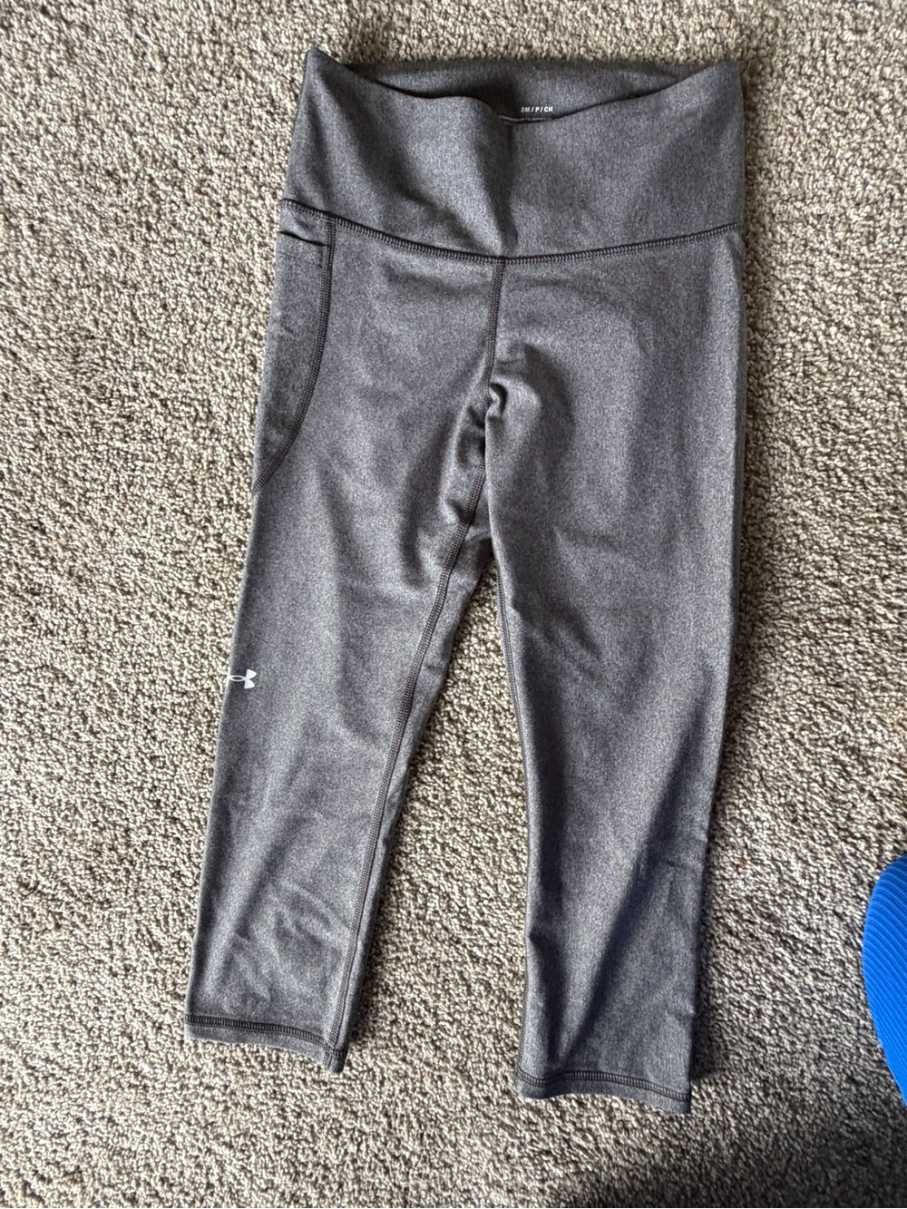 Under Armour Girls' Gray Active Capri Leggings